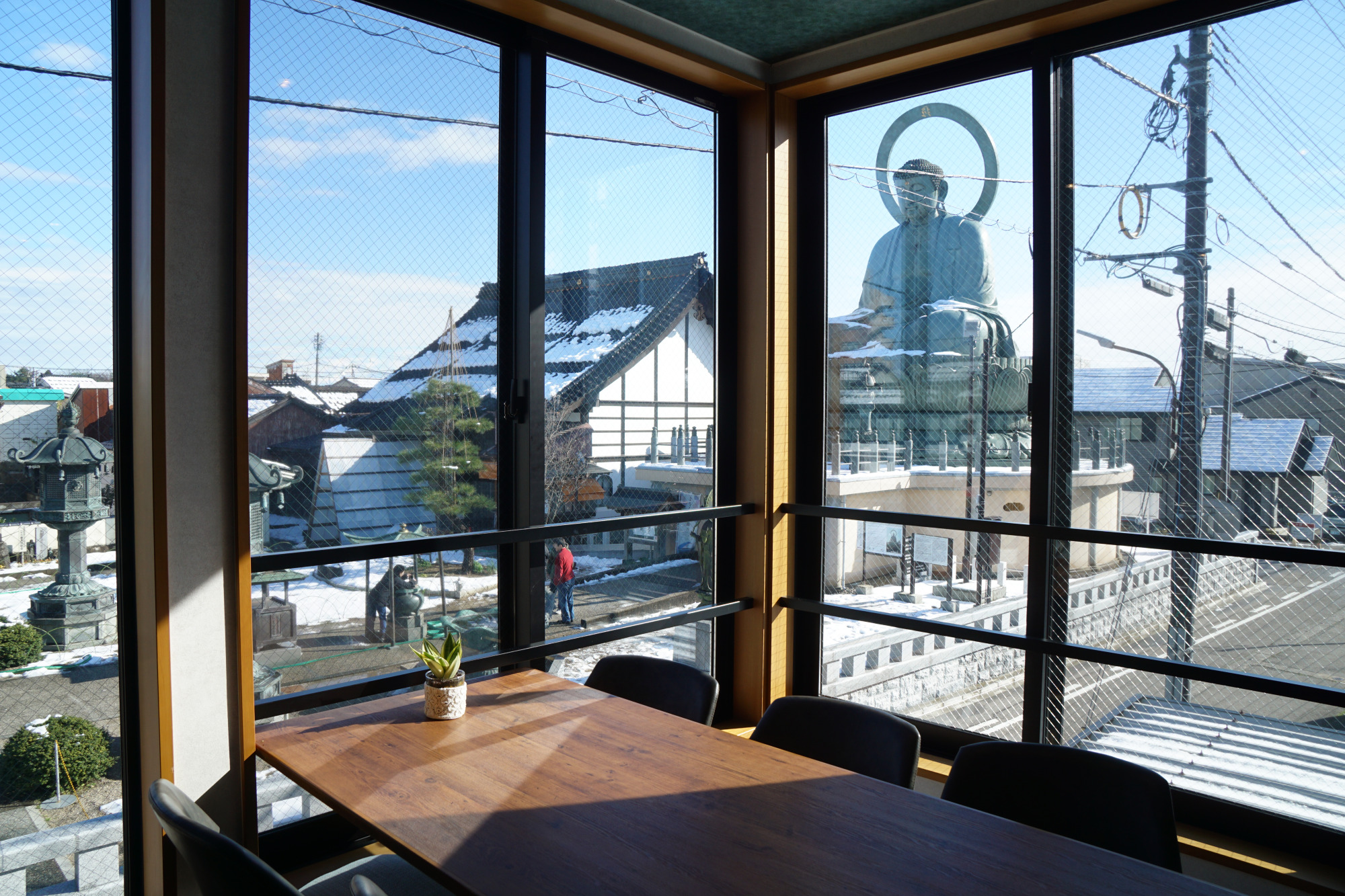 【amida cofee】２階がおすすめ！大仏様を望みながら癒しの時間がお楽しみいただけます