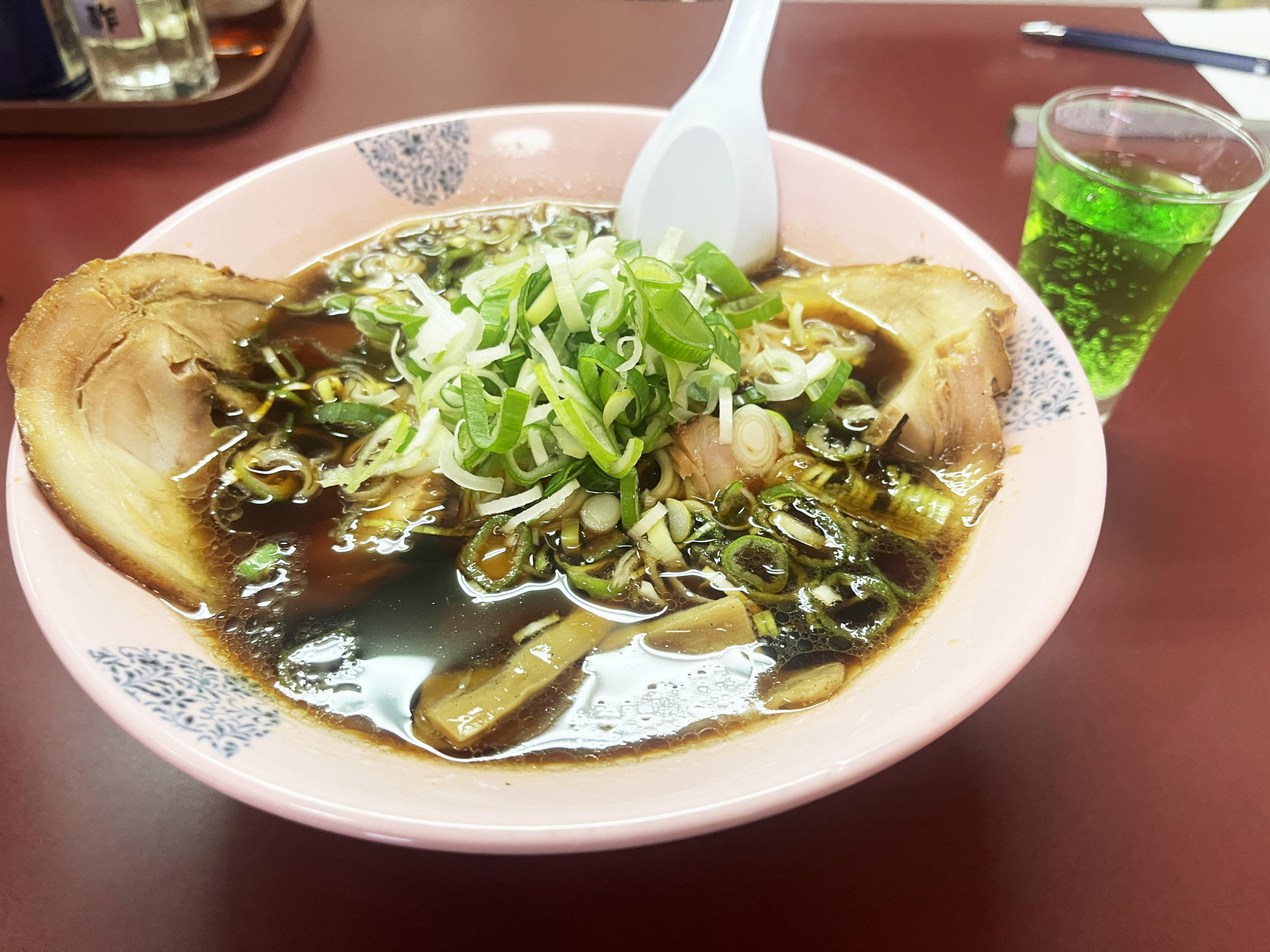 ラーメン（2枚チャーシュー）（980円）