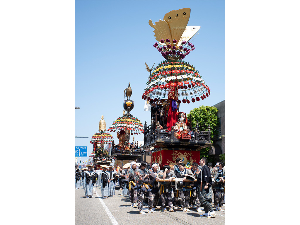 高岡御車山祭