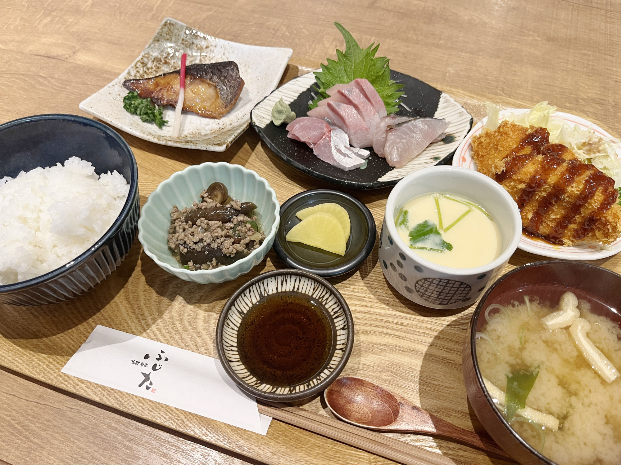 1番人気の「おまかせ定食」