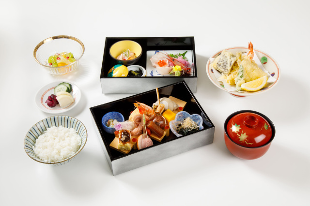 松花堂御膳【日本料理 都万麻】