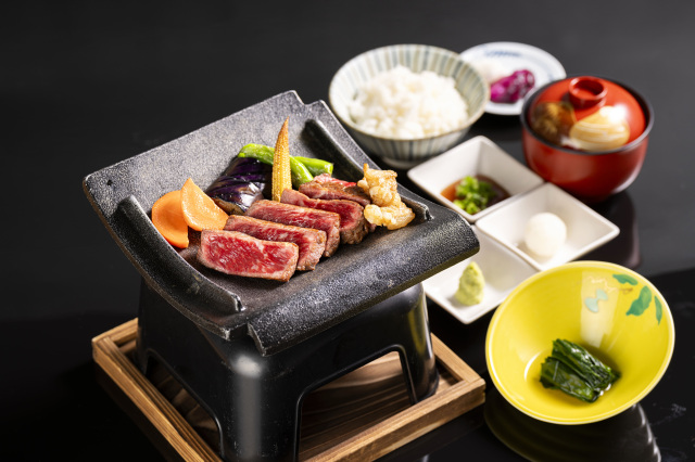 黒毛和牛ステーキ御膳【日本料理 都万麻】
