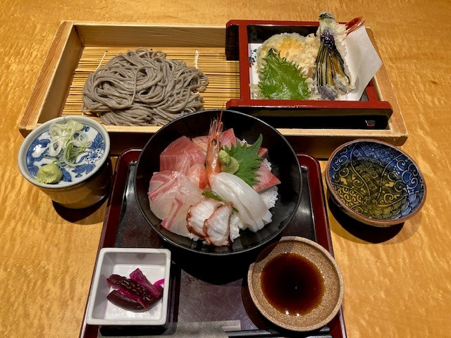 富山湾御膳【北前そば高田屋末広店】