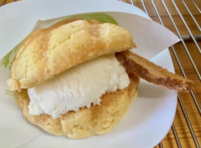 世界で２番めにおいしい焼きたてメロンパンアイス高岡店