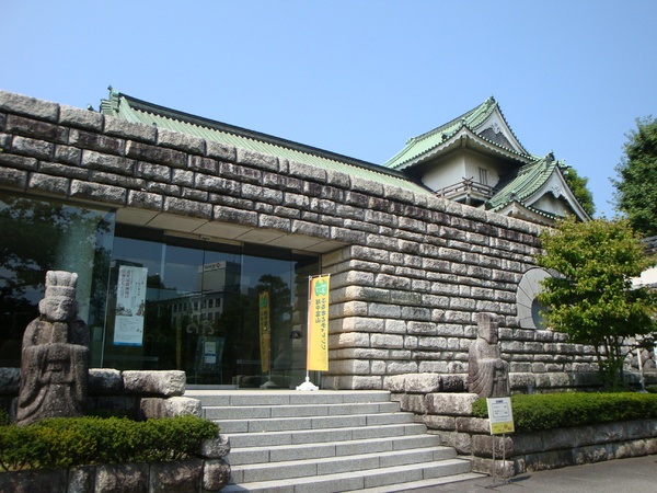 富山市佐藤記念美術館