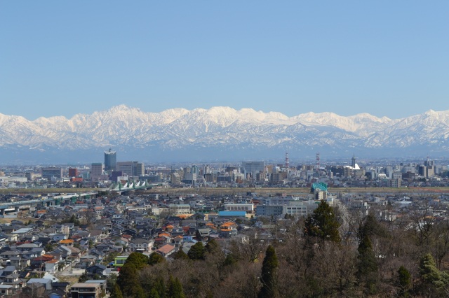 呉羽丘陵（呉羽山公園展望台）