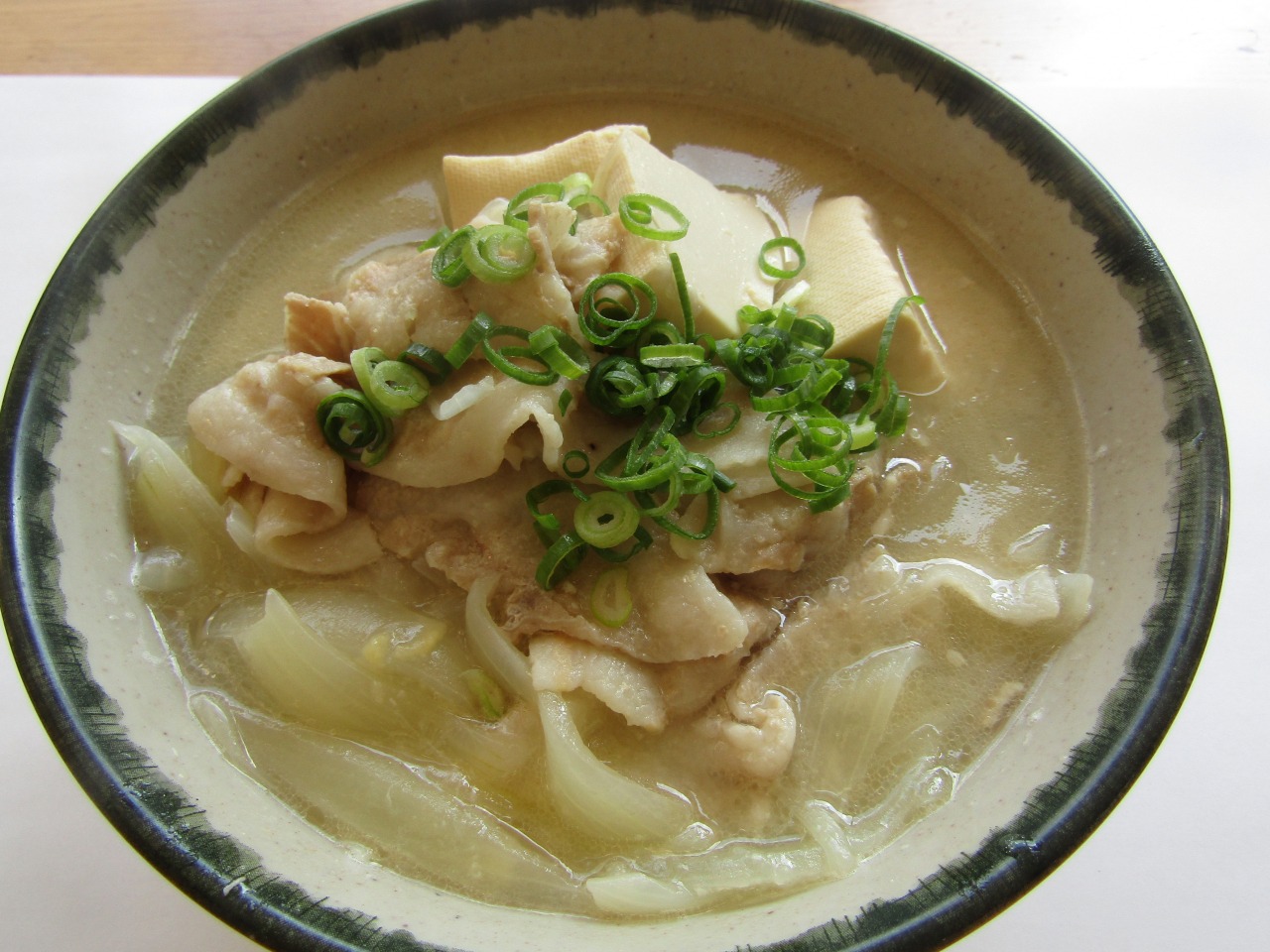甘味と旨味たっぷり「究極の麹味噌とん汁」