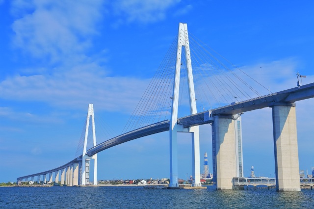 新湊大橋