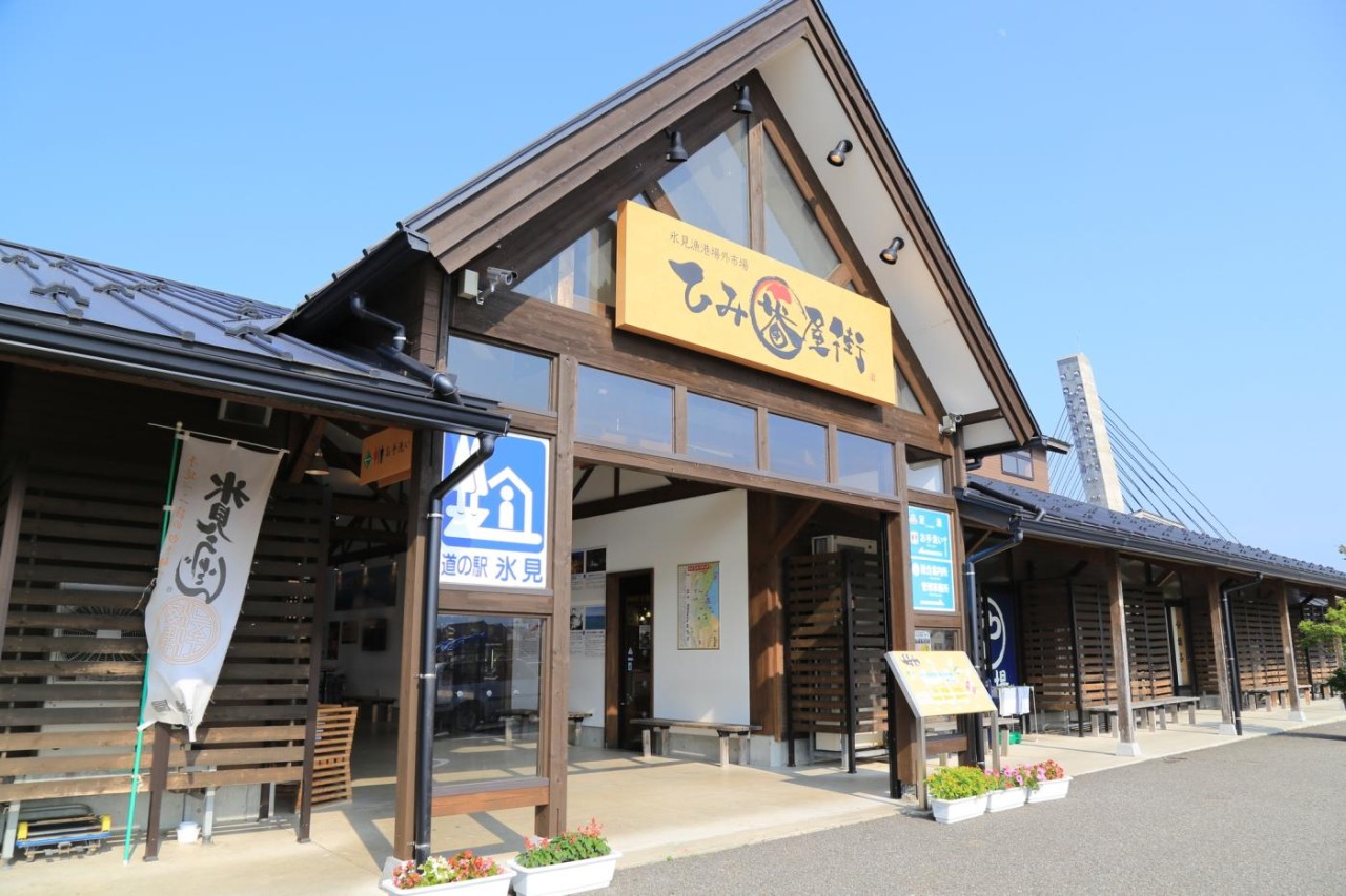 氷見の魅力をまるごと楽しめる入口はココ