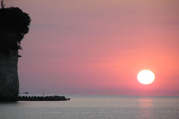 氷見の朝日
