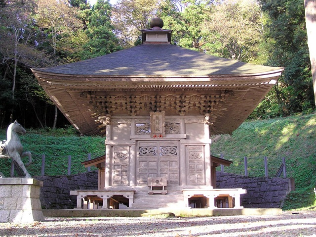 道神社拝殿