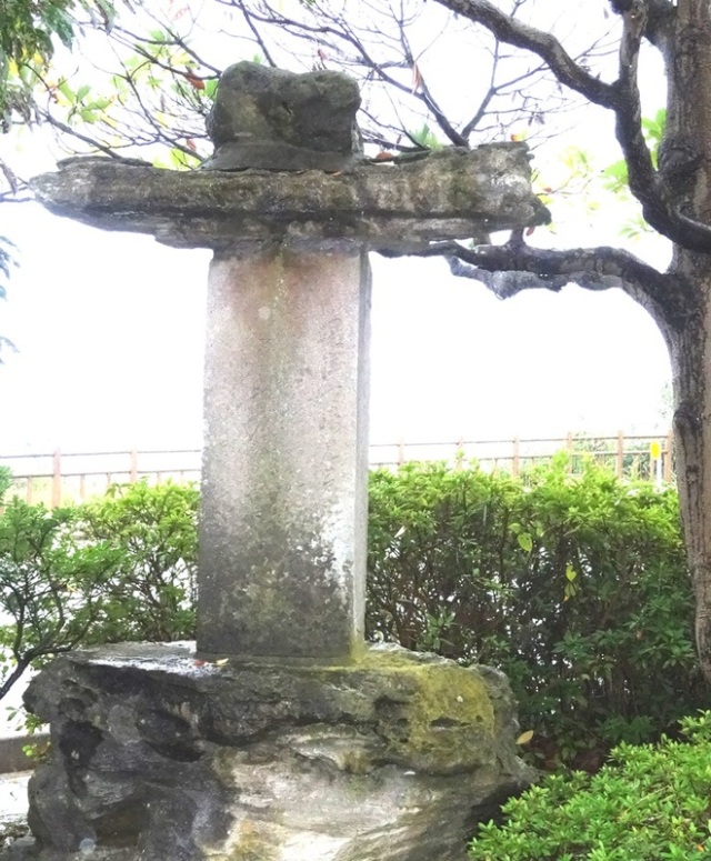 越中万葉歌碑（つまま公園）