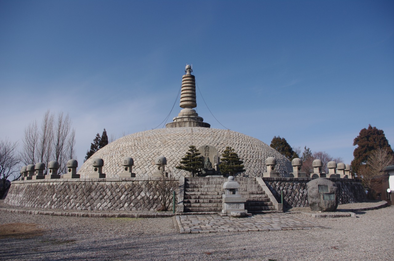 仏舎利塔
