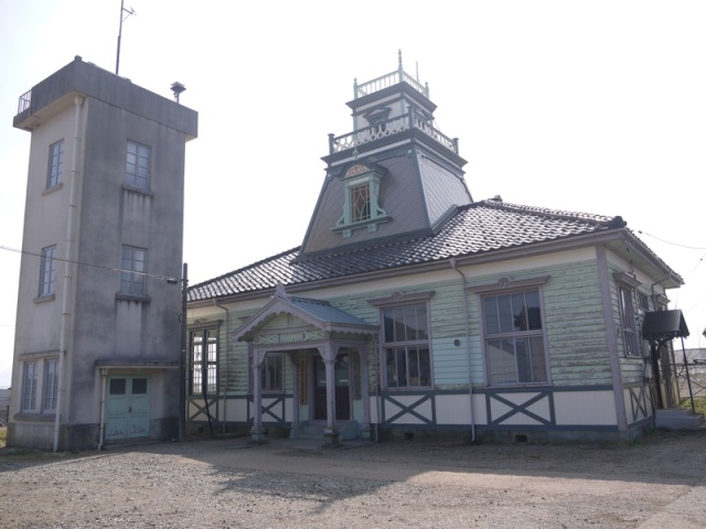 高岡市伏木気象資料館