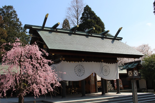 射水神社（高岡古城公園内）