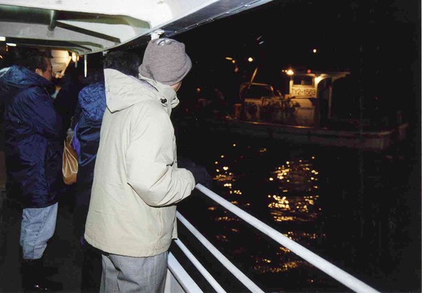 定置網漁観光者