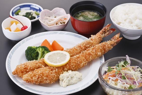 エビフライ定食