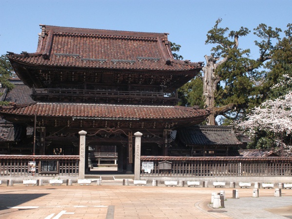 城端別院善徳寺