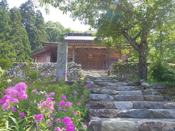 聖光寺の太子像