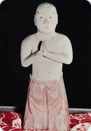 どこか秘めたパワーを感じる太子像