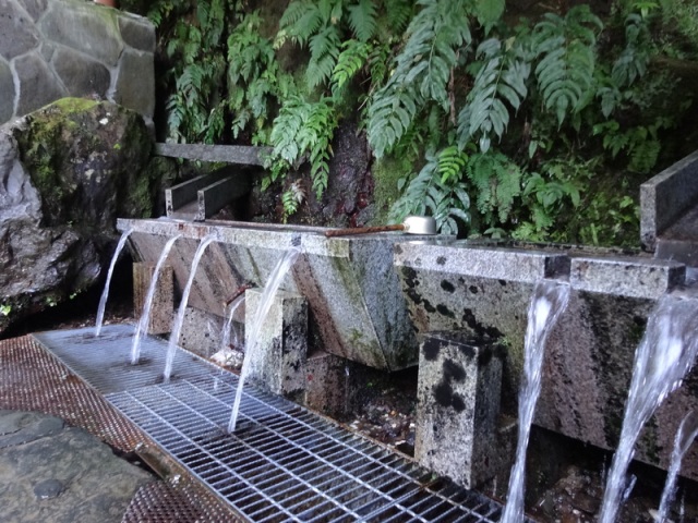 不動滝の霊水