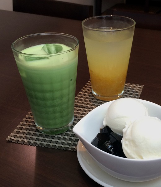 塩ミルクのジェラードののったほろ苦コーヒーゼリー他etc