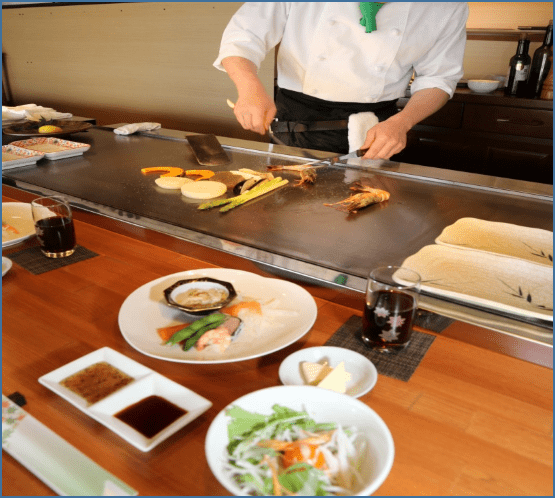 見ながら食べられる演出