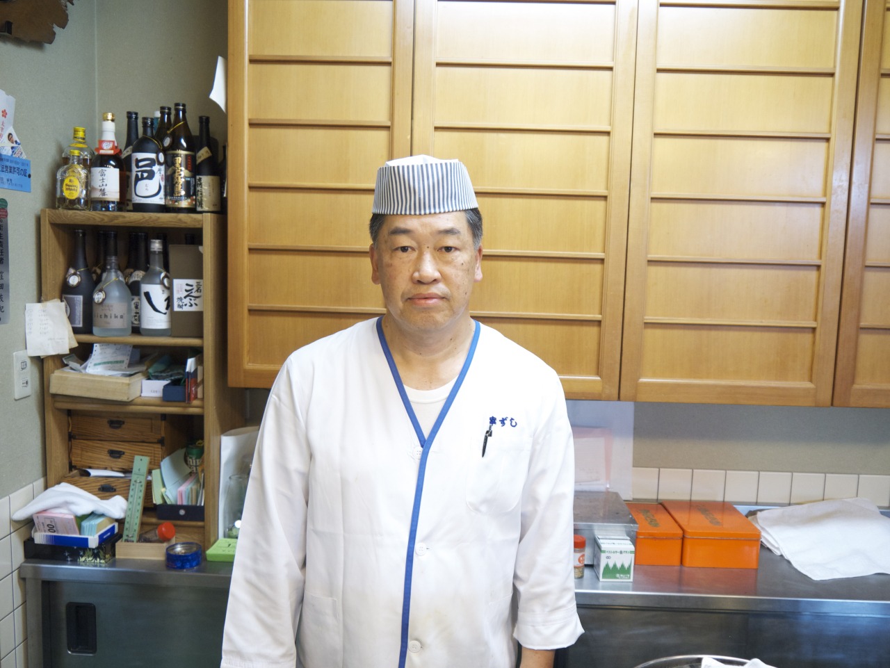 店主の窪田さん。