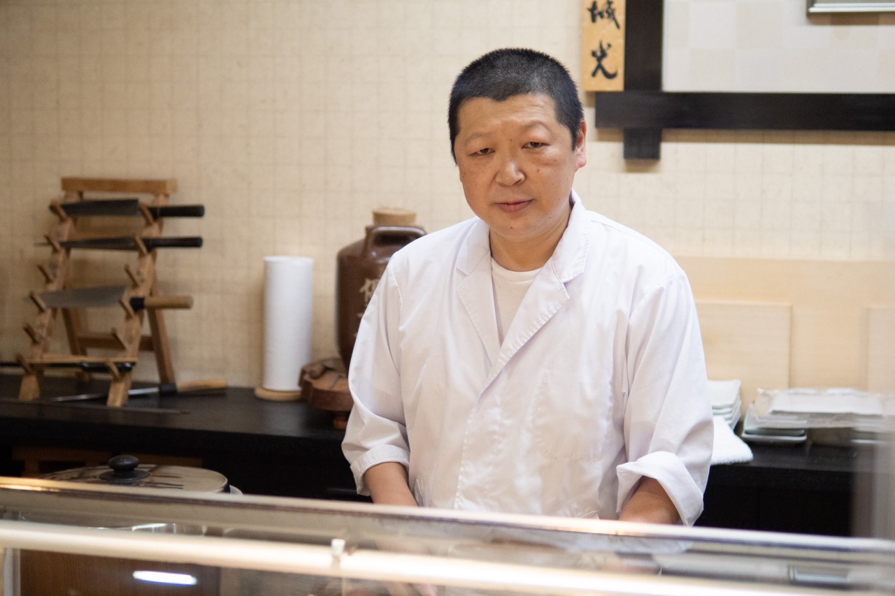 店主の城光さん。