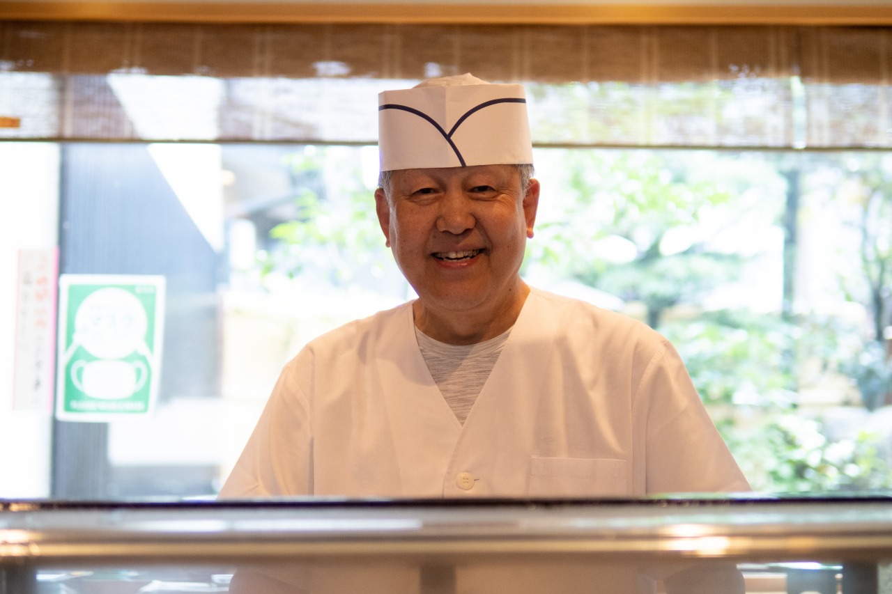 店主の桜井さん。