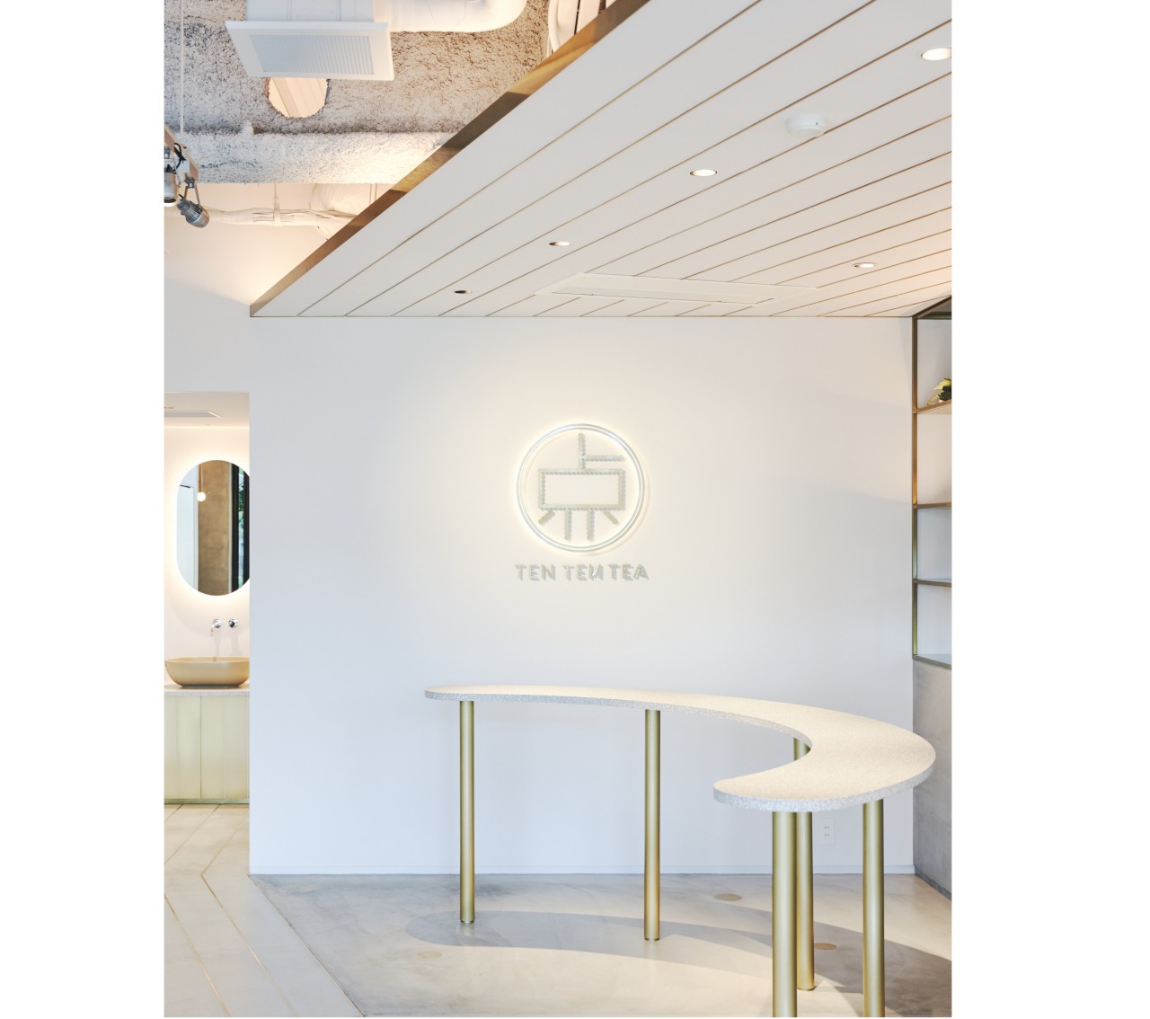 ティースタンド点点茶( ©️ Nacasa &Partners)