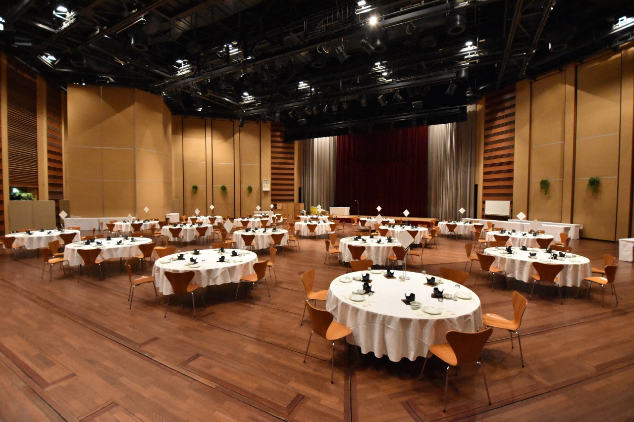 大規模イベントも実施できる大ホール