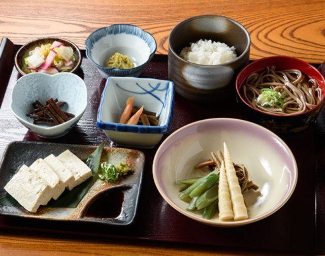 お食事処 坂出