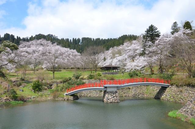 城山公園(小矢部市）