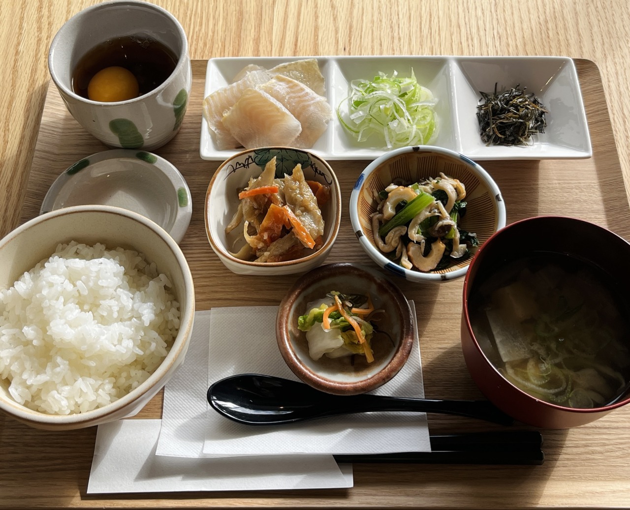 朝食:こぶじめし定食
