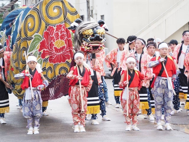 鷹栖東部獅子舞