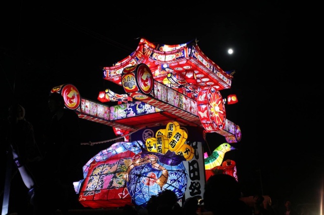 砺波市三郎丸田祭り行燈