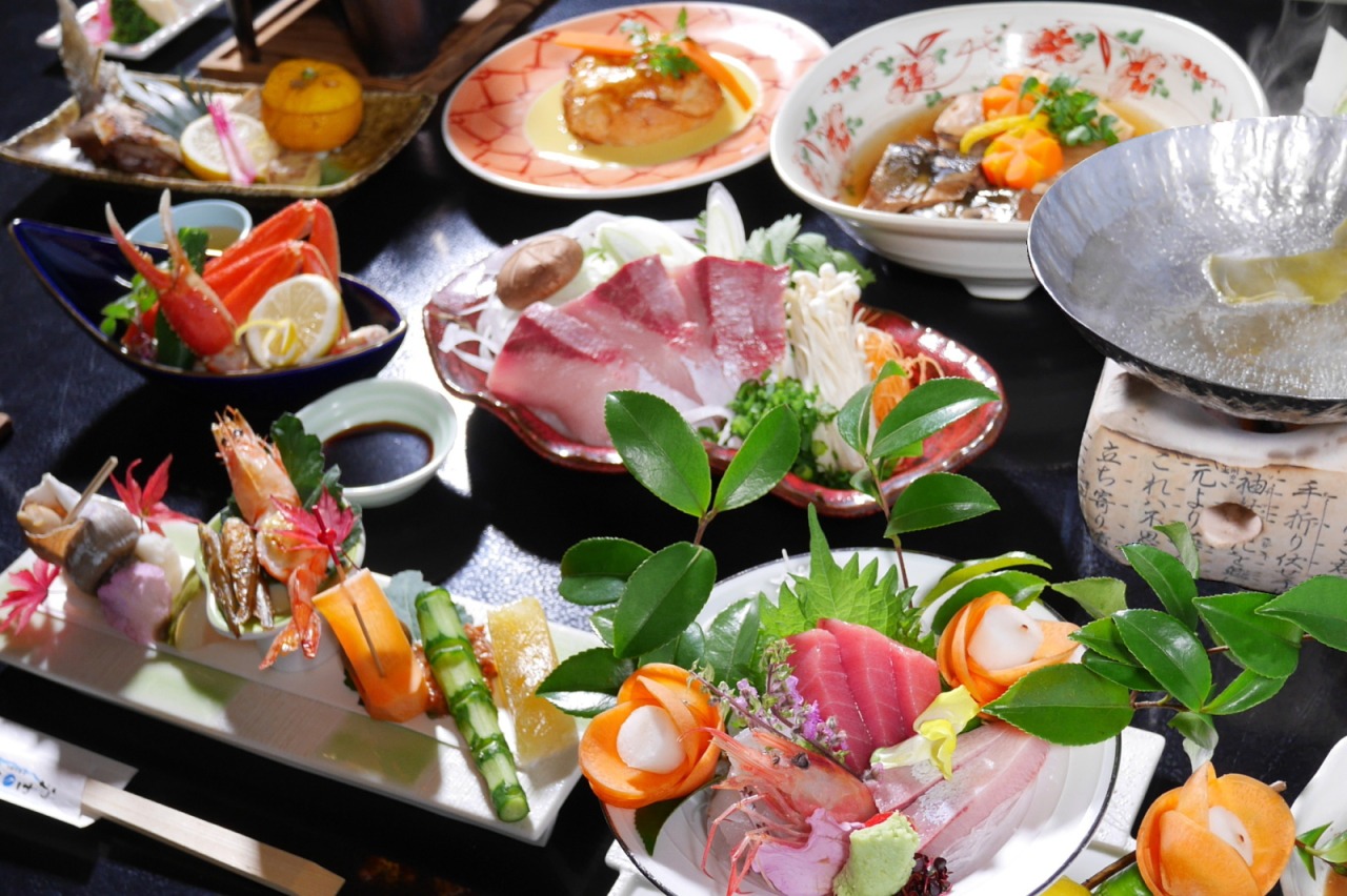 氷見の魚介をふんだんに使った懐石料理・冬は寒ブリ・鰤しゃぶ