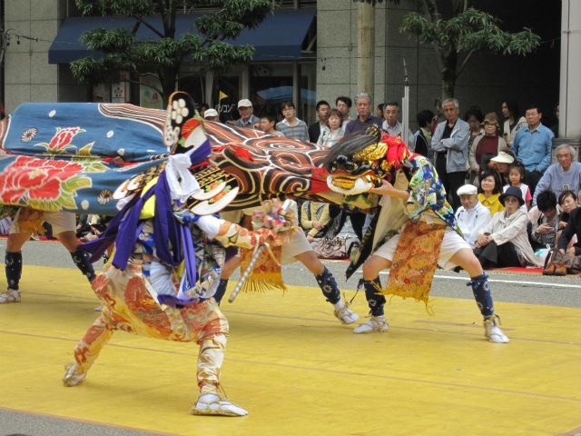 たかまちまつり高岡獅子舞大競演会