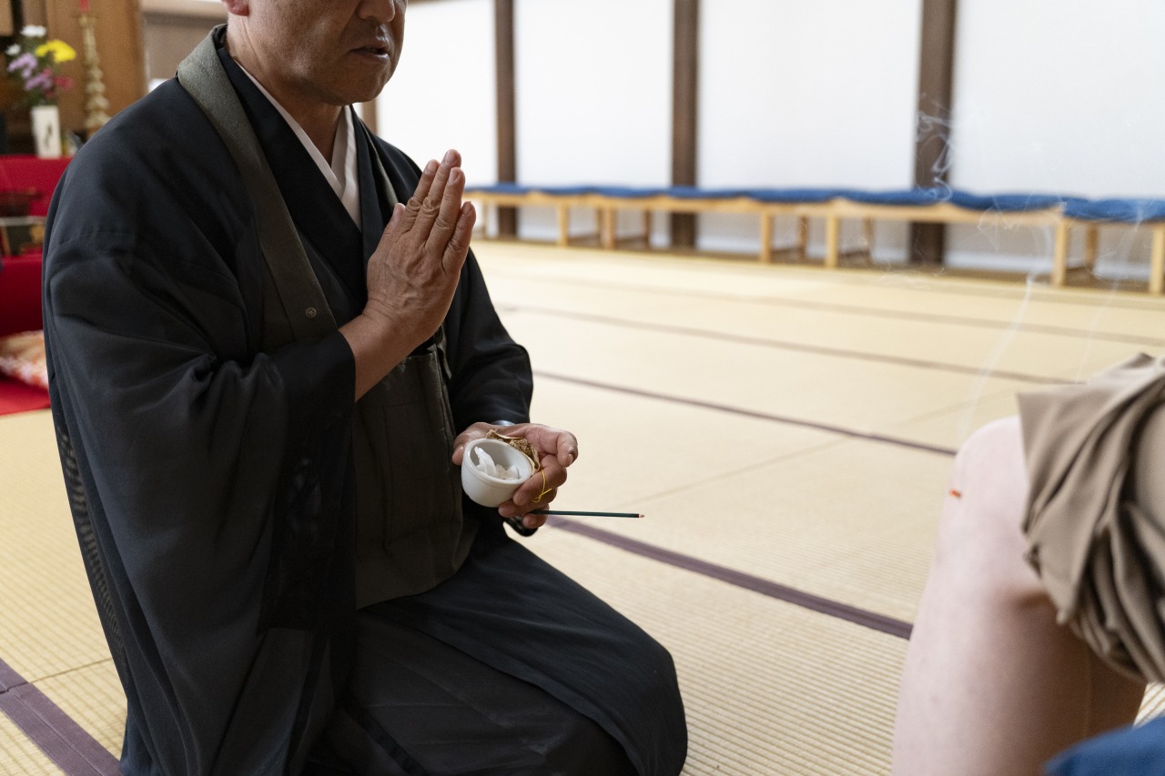 大茶堂で行われています