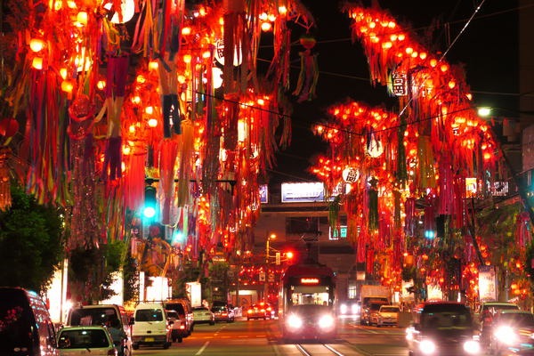 夏の夜空を彩る七夕