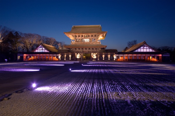 ライトアップされた瑞龍寺