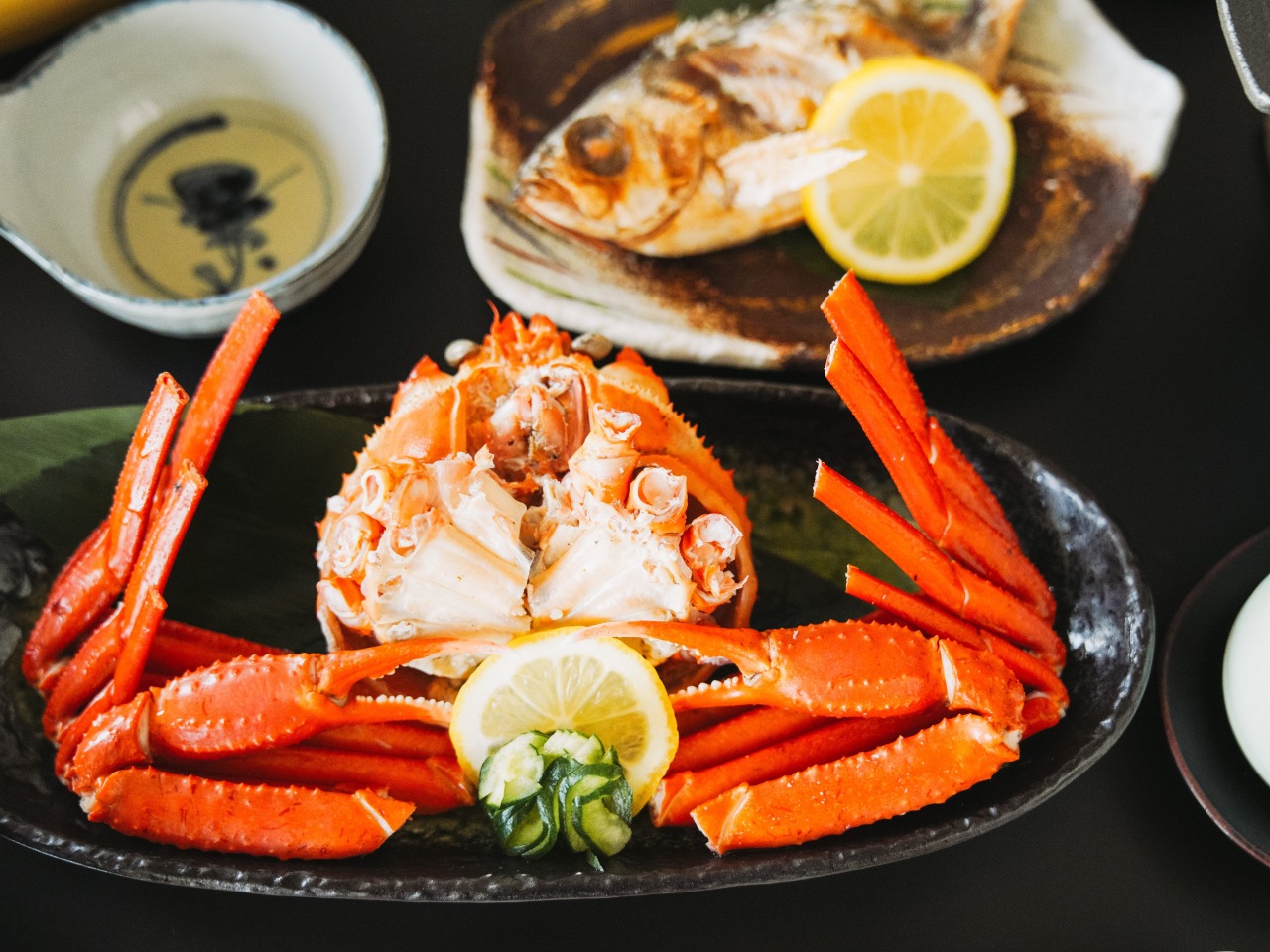 新湊漁港直送「紅ズワイガニ」