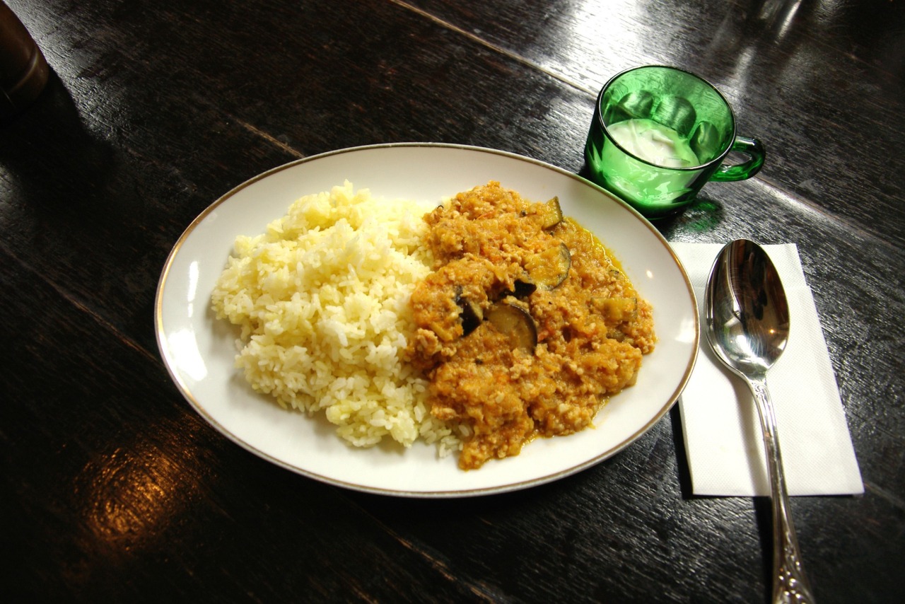 野菜の甘みとスパイスが効いた不思議な美味しさ
