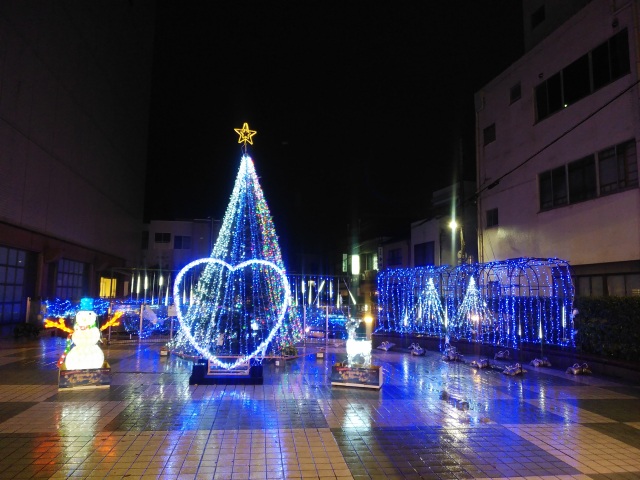 高岡市中心商店街 まちなか冬のイルミネーション
