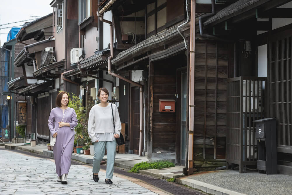 昔ながらの町並みを散策