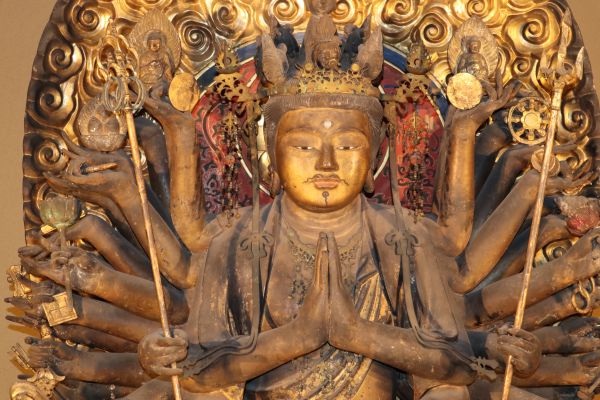 国指定重要文化財千手観世音菩薩のご開扉