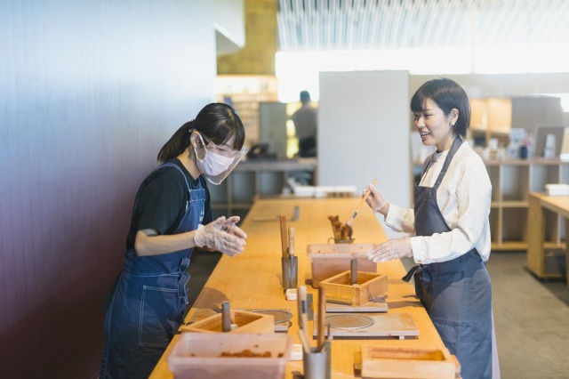 鋳物製作体験（能作）