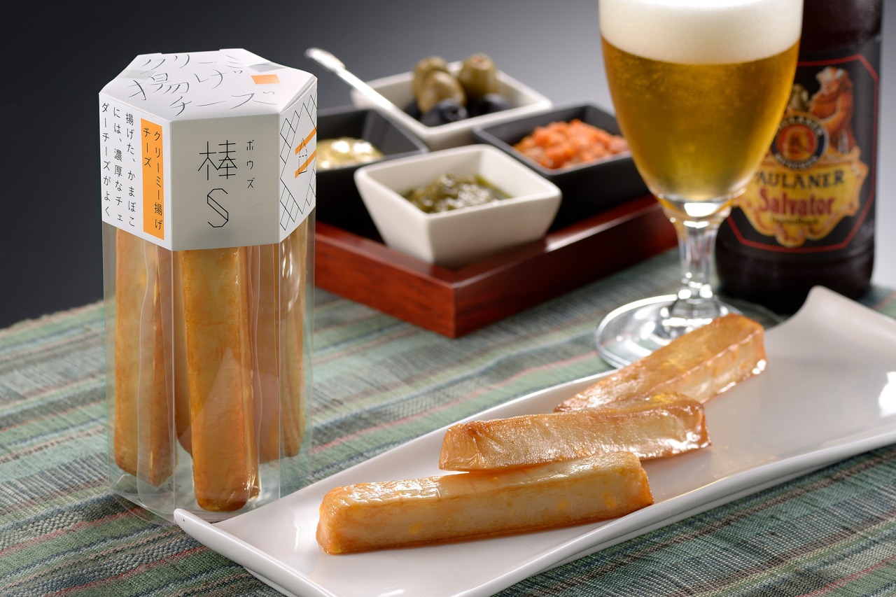 揚げたかまぼこの甘みと濃厚なチェダーチーズがよく合います『棒S(ボウズ)クリーミー揚げチーズ』