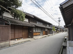[E] Paisagem urbana de Samanoko, Yoshihisa
